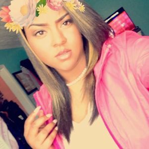 Meet your Posher, Alexis